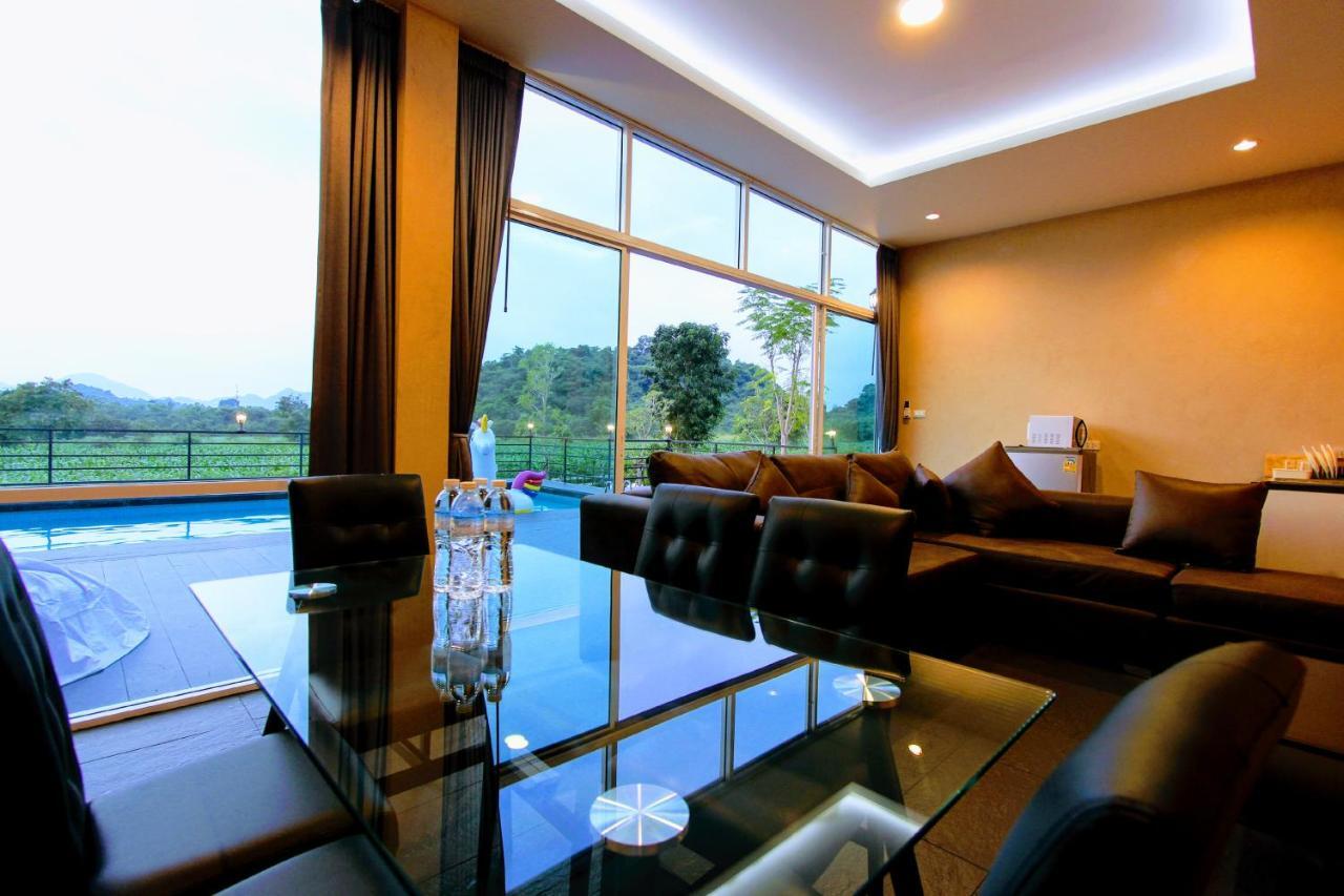 The X10 Private Pool Villa & Resort Khao Yai Mu Si Bagian luar foto