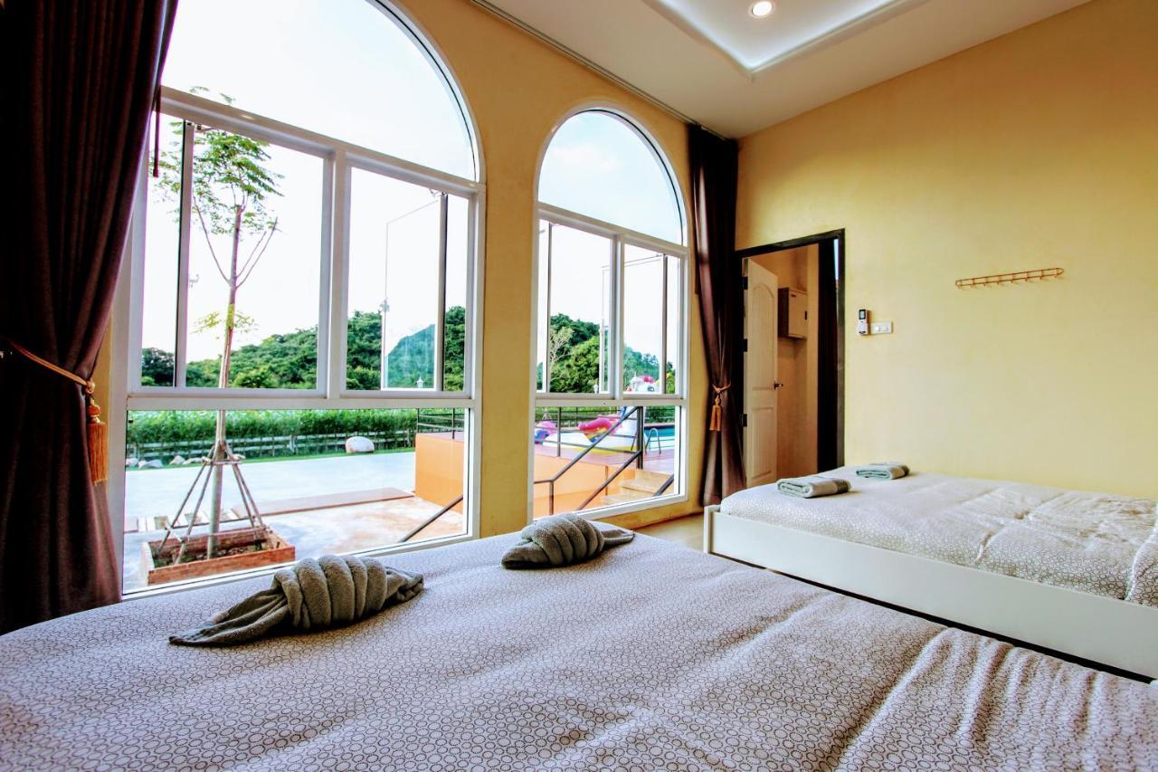 The X10 Private Pool Villa & Resort Khao Yai Mu Si Bagian luar foto