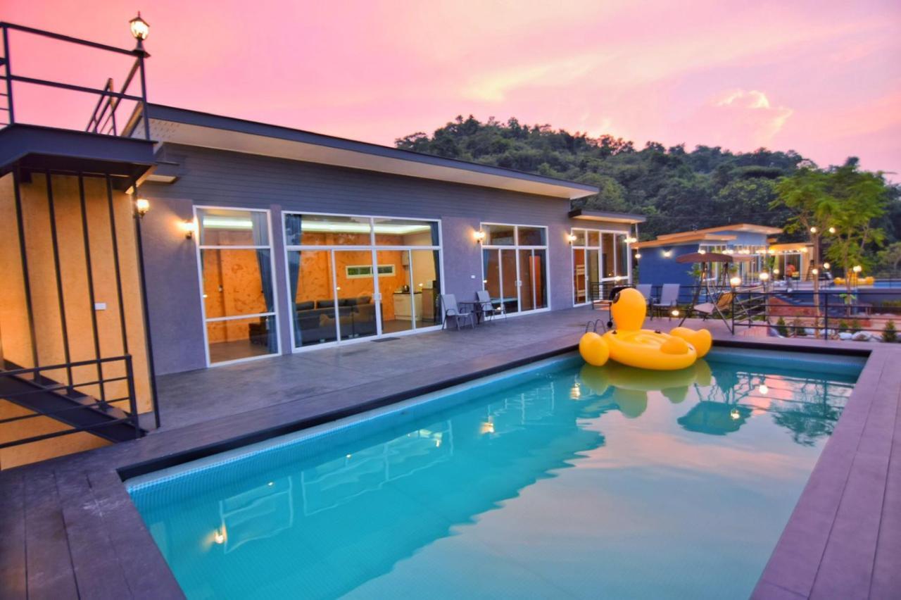 The X10 Private Pool Villa & Resort Khao Yai Mu Si Bagian luar foto