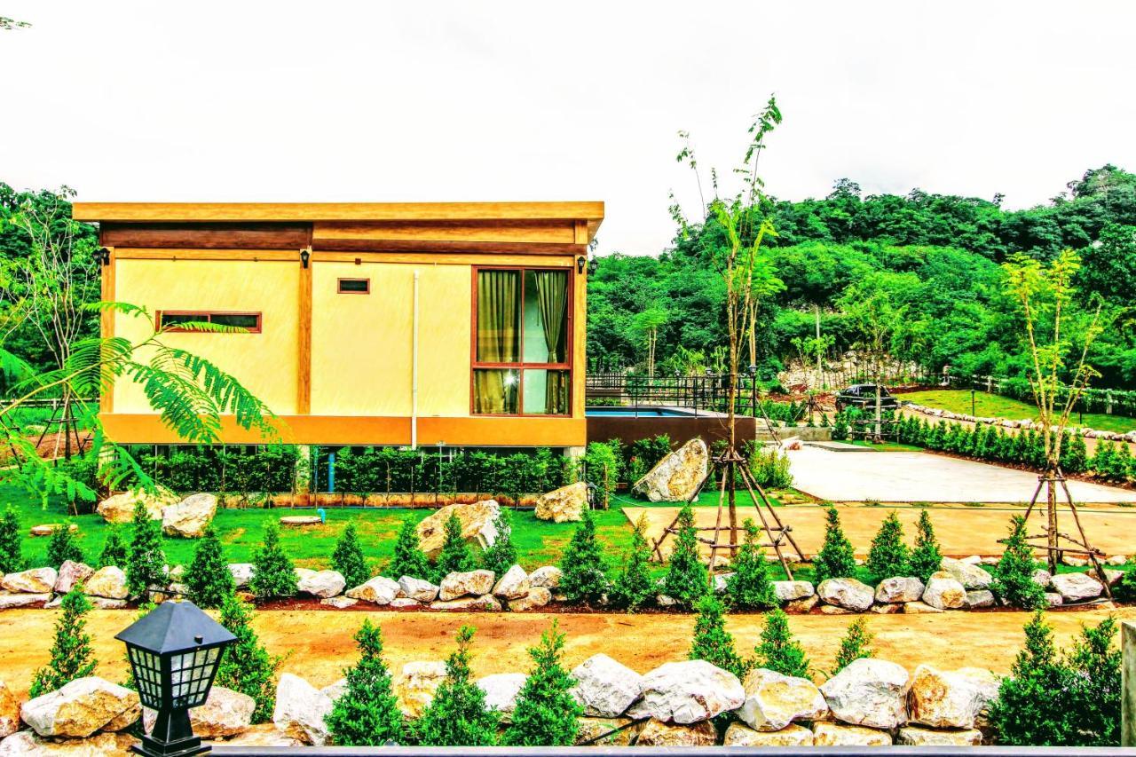 The X10 Private Pool Villa & Resort Khao Yai Mu Si Bagian luar foto
